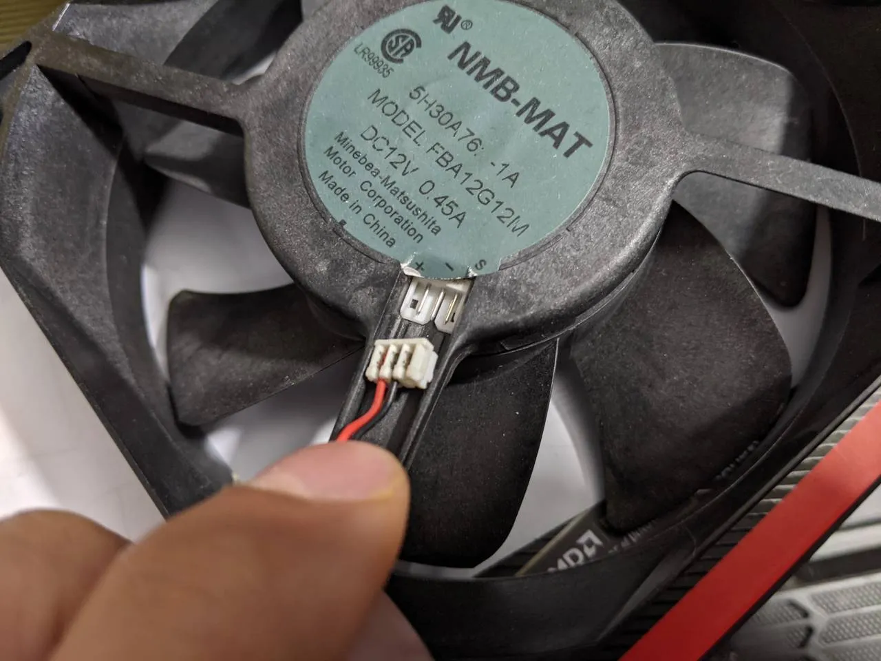 Fan connector, removable