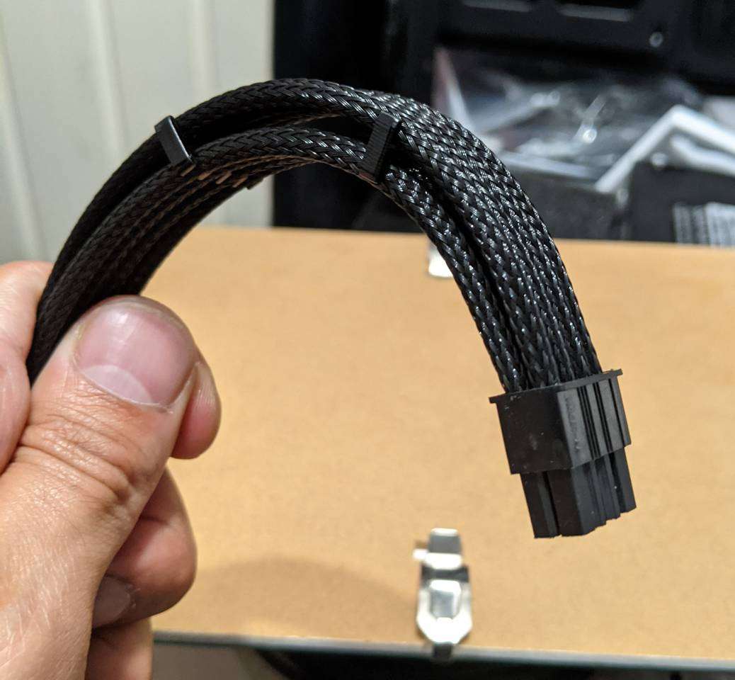 8-pin EPS12V with cable combs, curved