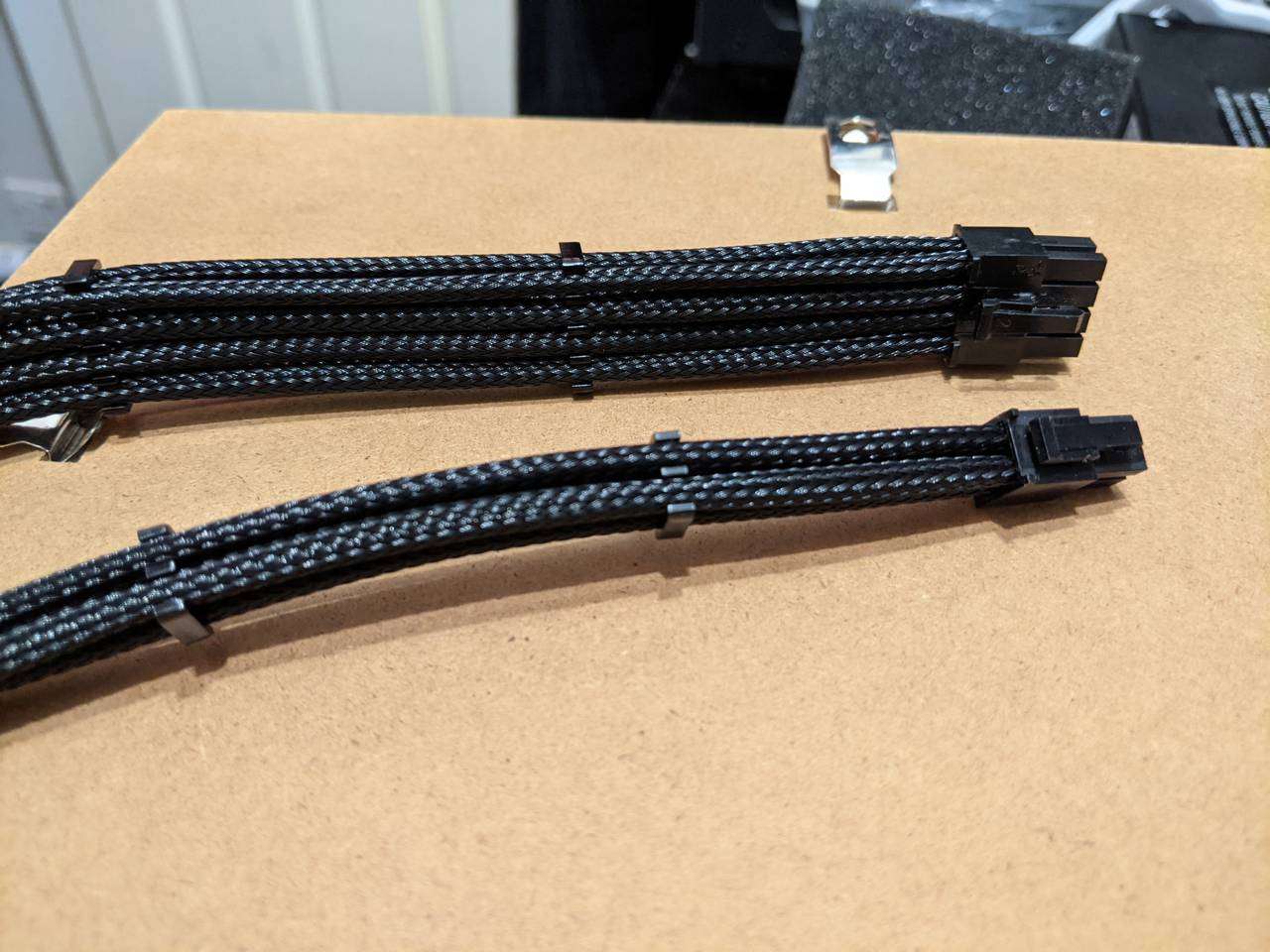 4-pin ATX12V and 8-pin EPS12V, resleeved with cable combs