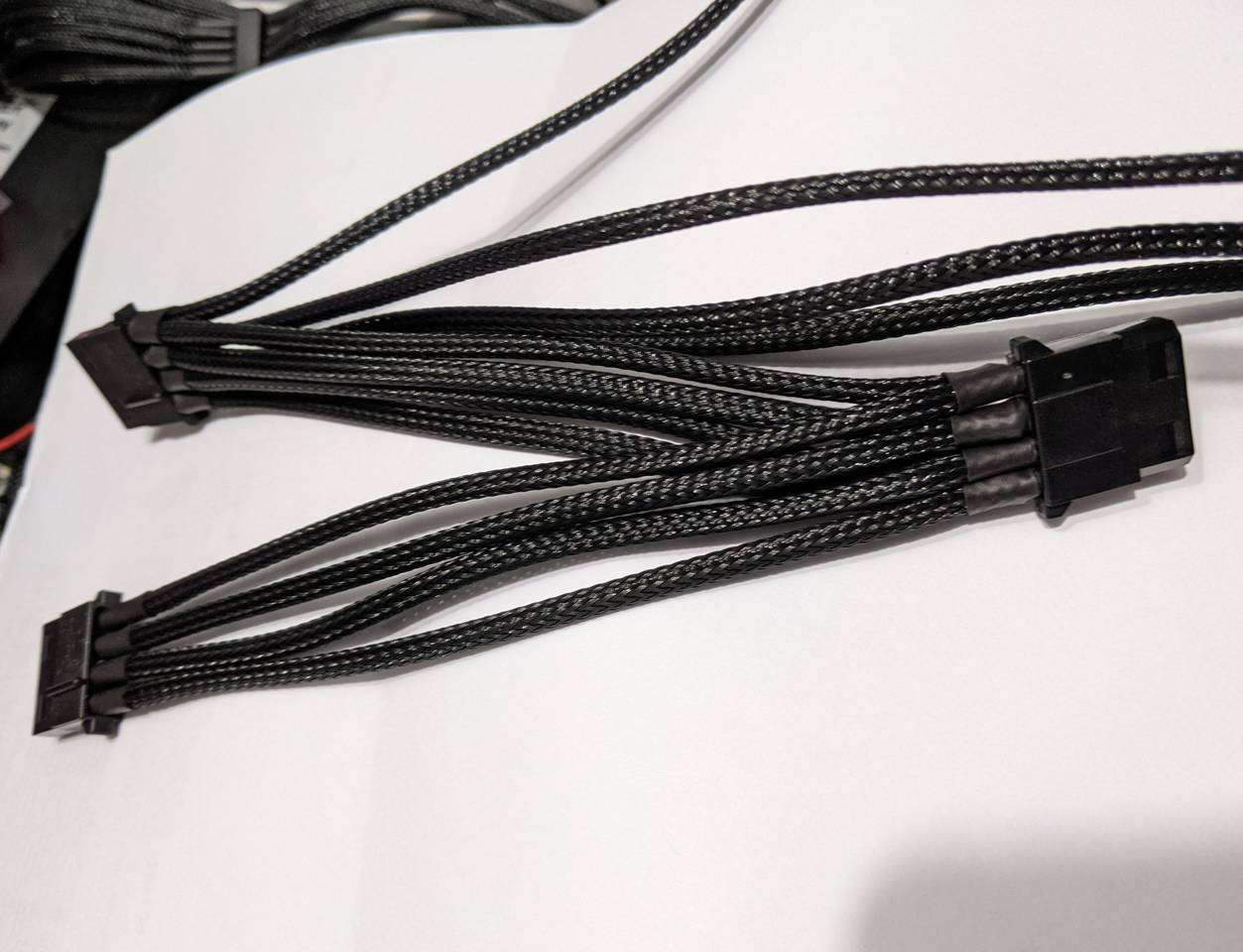 3x fat Molex, resleeved